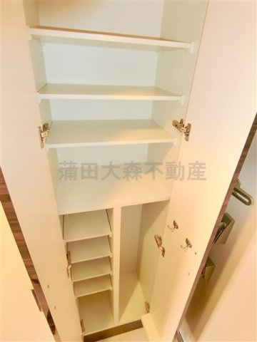 アルテシモレガの設備|玄関収納　シューズBOX