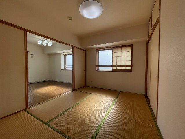 ダイアパレス松山駅西の和室