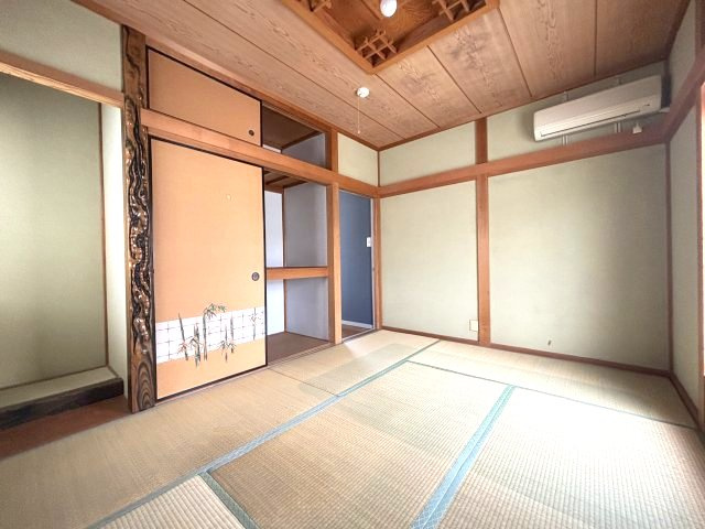 上田町戸建ての和室