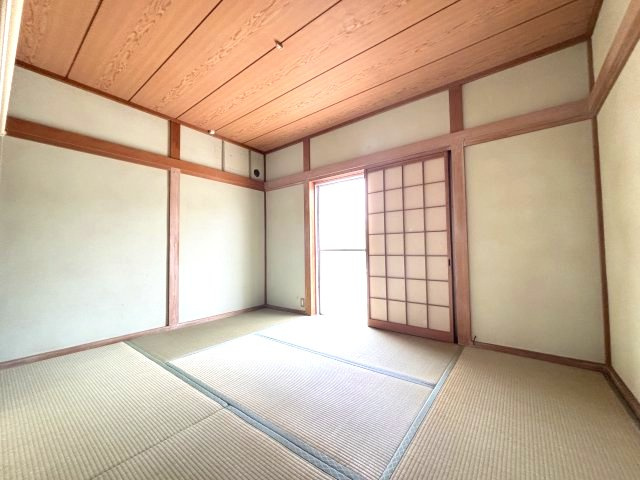 上田町戸建ての和室