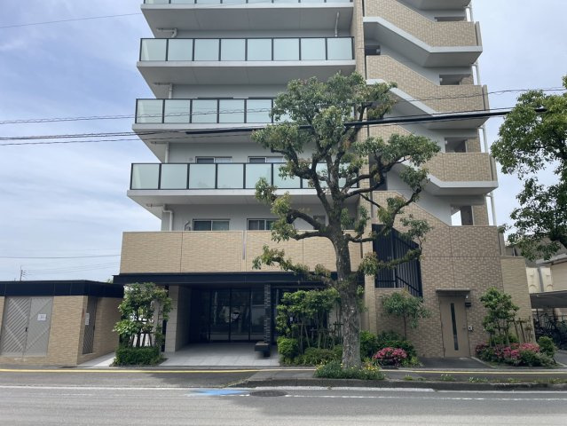 アルファスマート青葉東の外観
