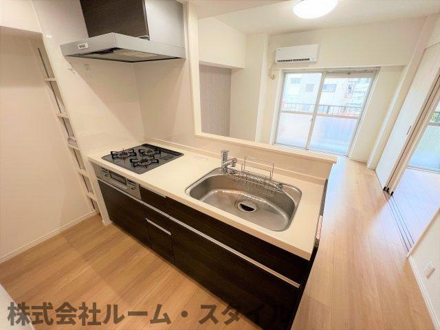 鶴見ダイカンプラザのキッチン|2023年撮影