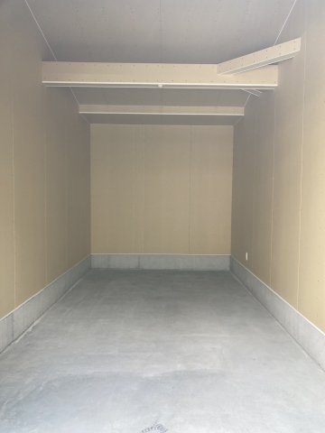 大庄西町2丁目563番3シャッター付ガレージ【管理番号：73】