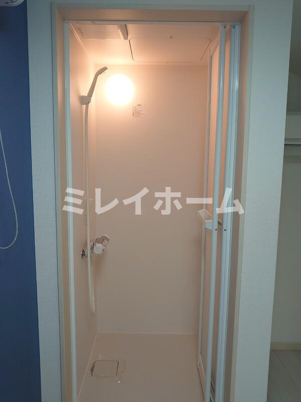 トレカーサ西馬込の浴室