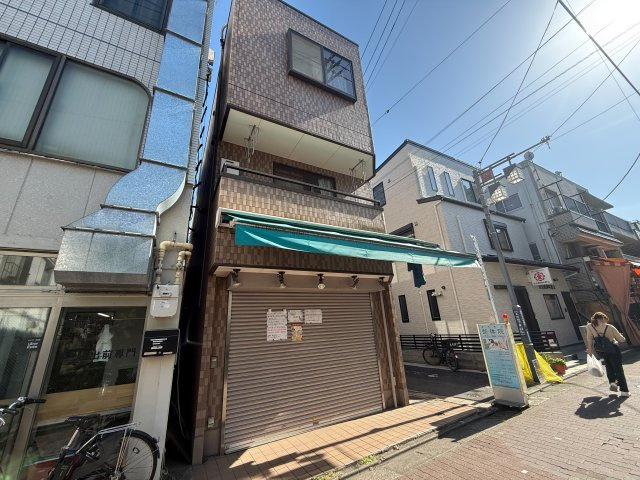 【駐車場】 | ヴィラローザ1階店舗