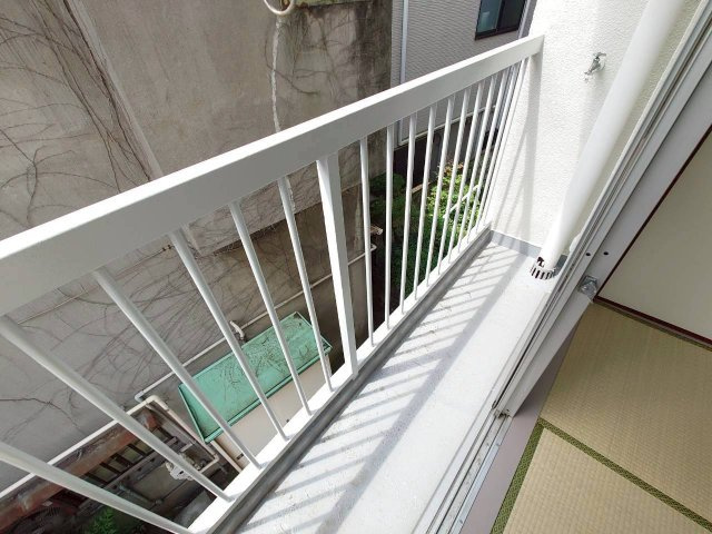 【バルコニー】