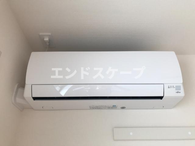 サニーコートの設備|エアコン
高崎、前橋のお部屋探しはエンドスケープまで！お客様の理想お聞かせ下さい♪