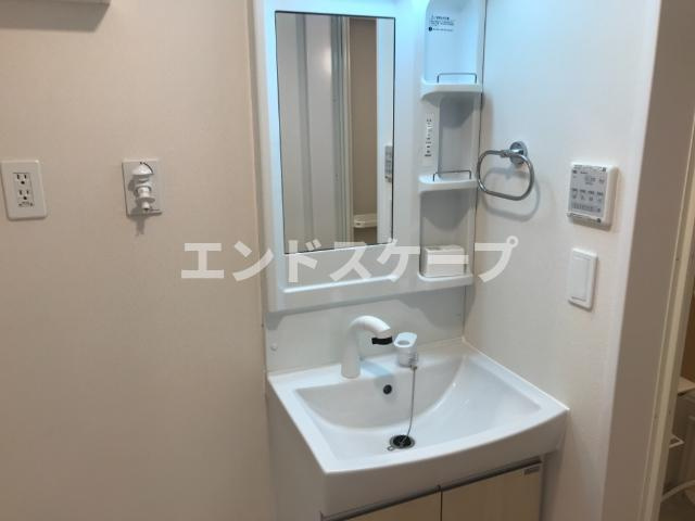 サニーコートの洗面所|洗濯機置場
高崎、前橋のお部屋探しはエンドスケープまで！お客様の理想お聞かせ下さい♪