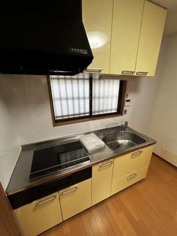 篠原本町戸建のキッチン