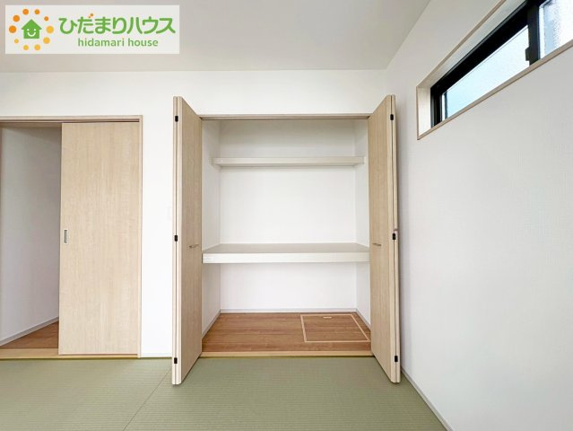いろどりアイタウン日立市西成沢町　新築戸建　7号棟の収納|"和室の収納は横開きクローゼット！
しまった物の出し入れも楽々です(^^)"