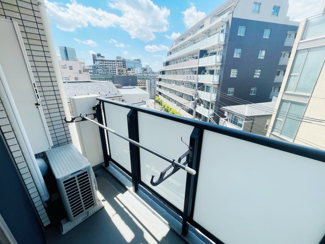 ローレル新町のバルコニー