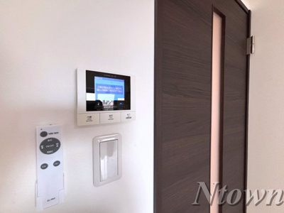 【セキュリティ】 | axis nagoya sw | モニター付きインターホンです