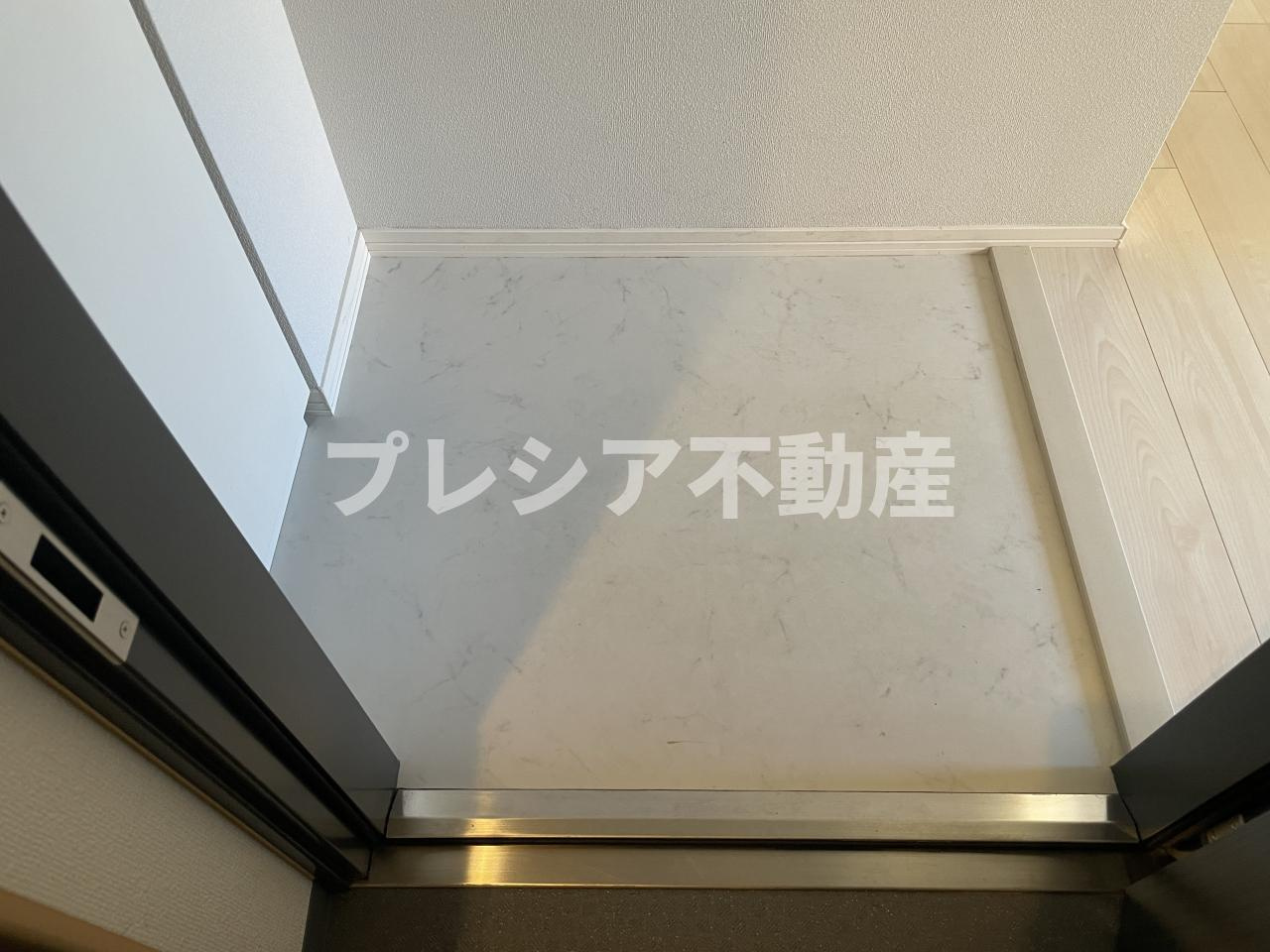 グレナディエの玄関