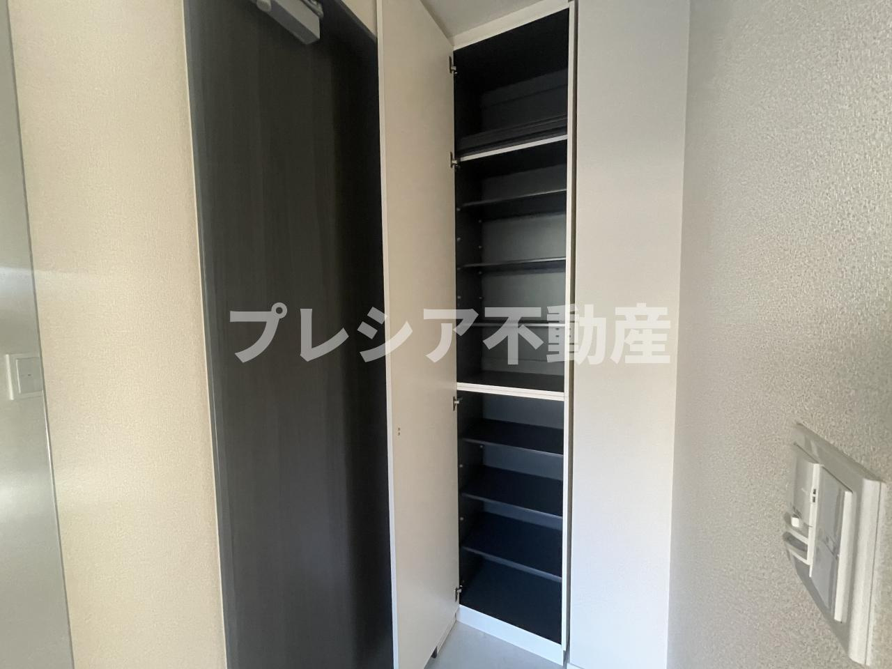 グレナディエの収納