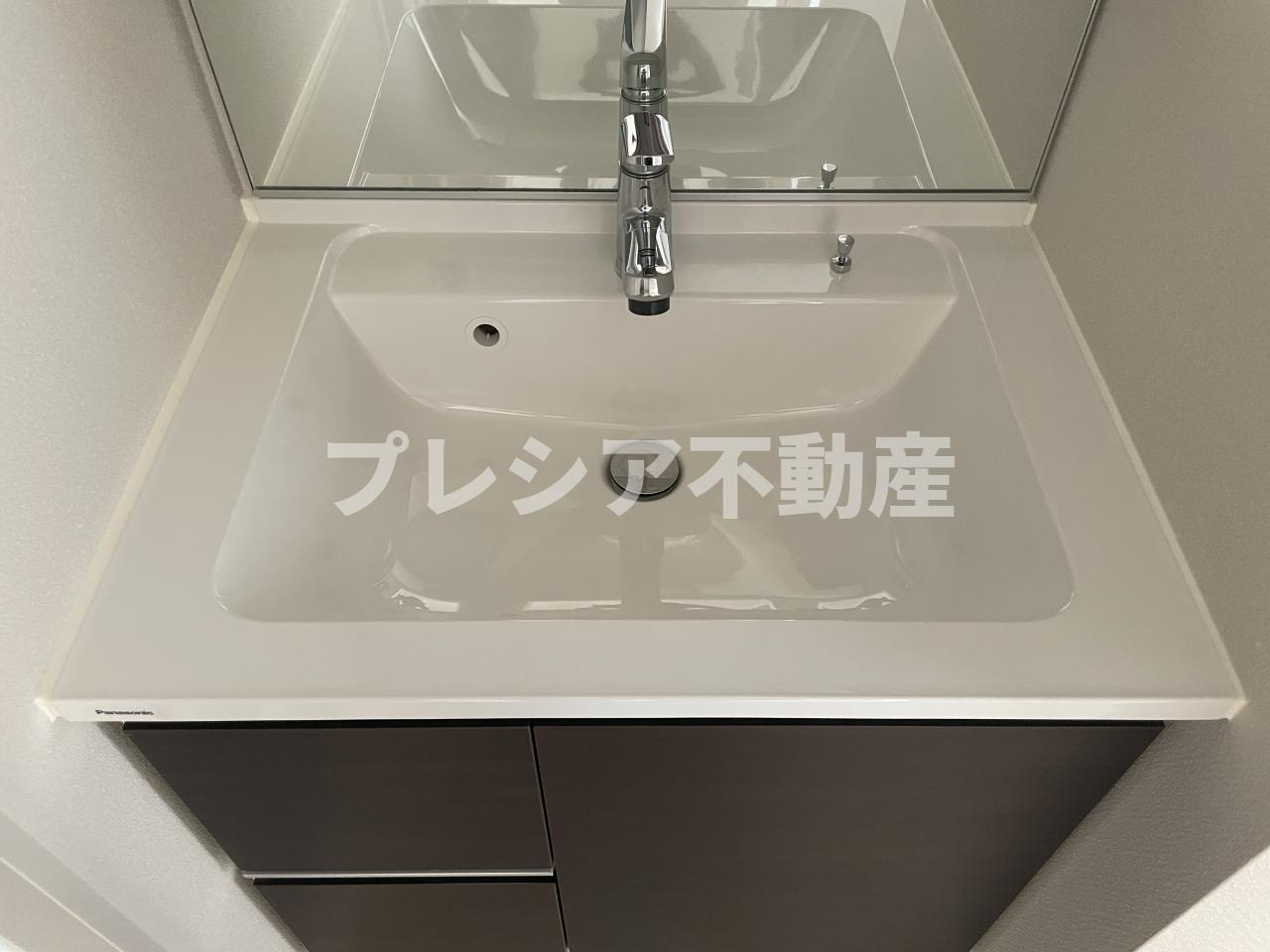 グレナディエの独立洗面台