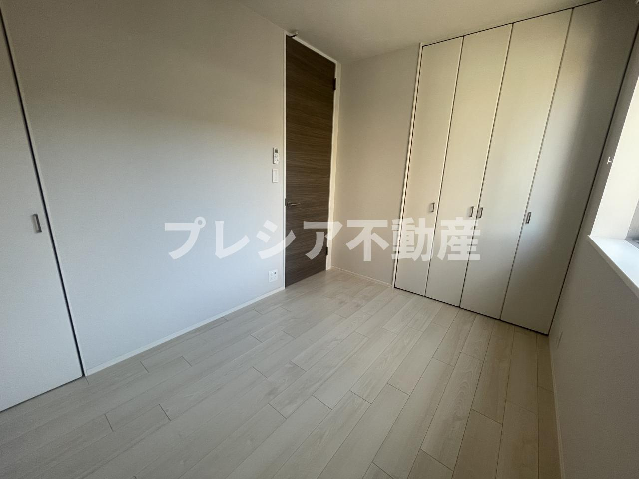 グレナディエの洋室