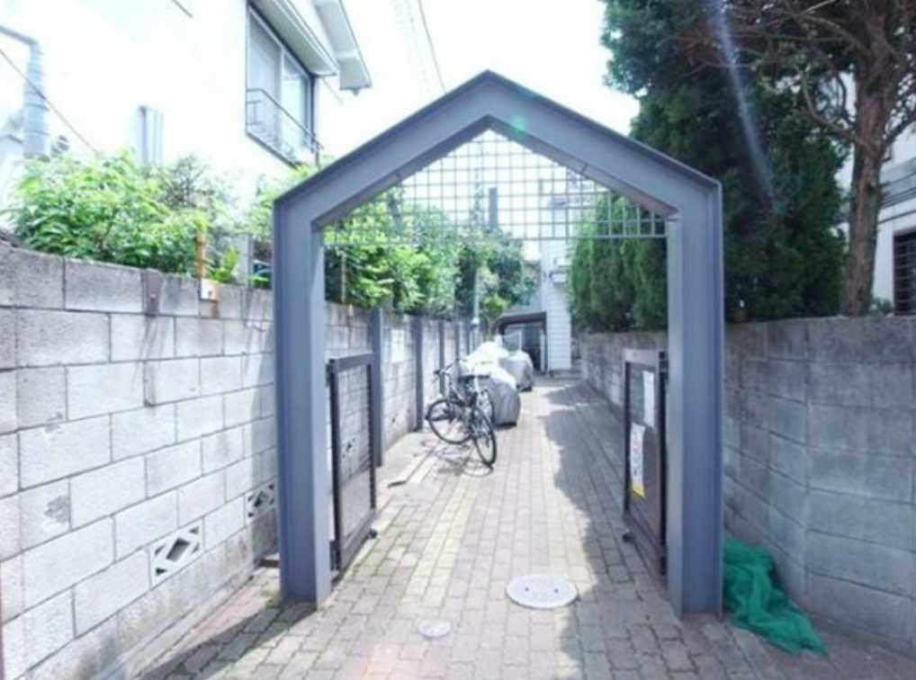 ベルローズ　バイク相談　駅近　室内洗濯機置場