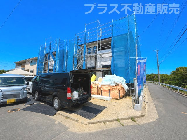 【外観】 | 福岡市東区美和台5丁目8期　2号棟（全2棟）【仲介手数料無料・0円】 | 建築中の物件は、お近くのモデルハウスも一緒にご覧頂けます。