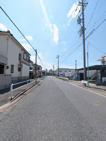 港区宝神５丁目戸建の前面道路含む現地写真|前面道路（西側①）