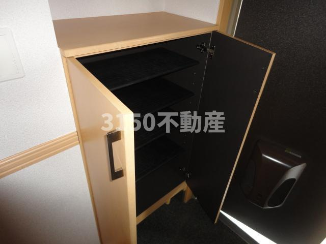エル・オーブの森の収納|下駄箱