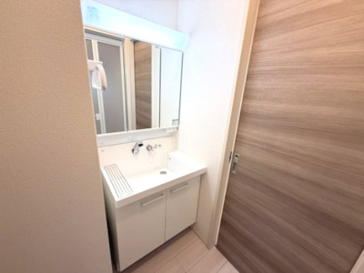 【洗面所】 | フィオーレ南二軒屋