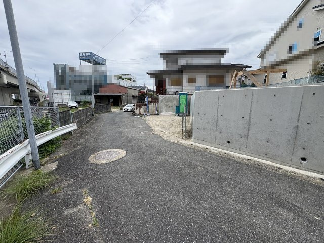 【その他】 | 福岡市西区拾六町4丁目6期　1号棟（全1棟）【仲介手数料無料・0円】 | 現地写真。前面道路です。