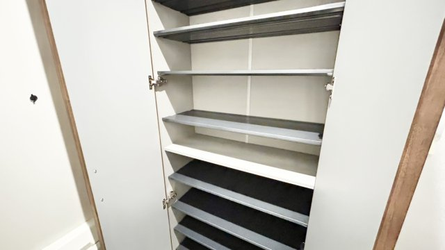 サンハイツ魚崎の収納|ご家族みなさまの靴を収納いただけます。
