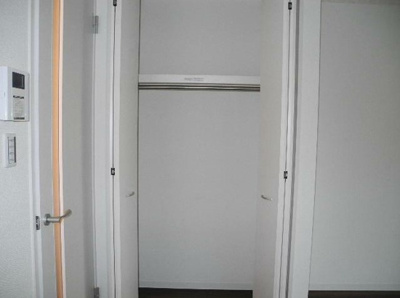 【収納】 | サンルージュ横浜 | お荷物の多い方でも安心のクローゼット付き♪