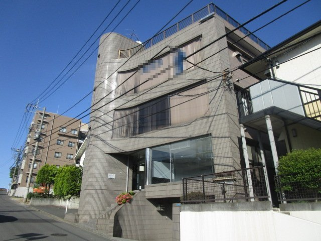 川崎市麻生区上麻生３丁目の事務所の外観