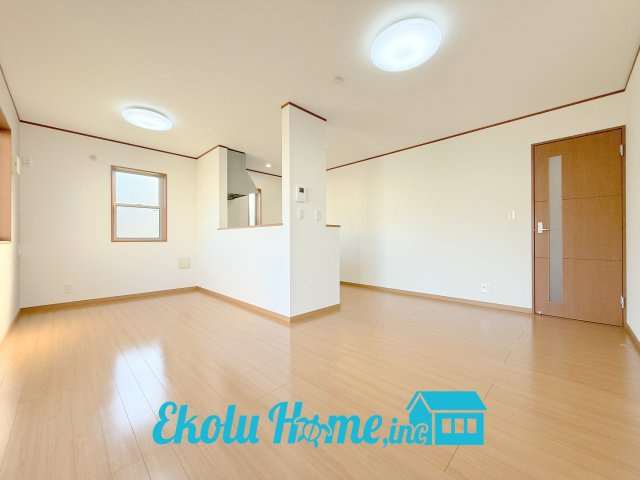 中古戸建て　八王子市川町の居間・リビング|2026年5月撮影