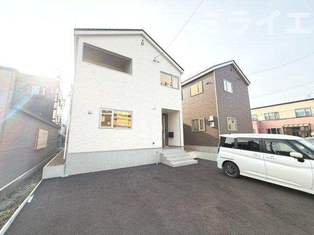 【新築戸建】札幌市南区石山1条1丁目3棟の外観|【仲介手数料無料】【価格相談可能】です。