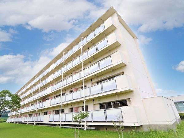 ビレッジハウス楠Ⅱ2号棟の外観
