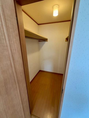 【収納】 | 草加市青柳8丁目戸建 | 大容量のウォークインクローゼット♪