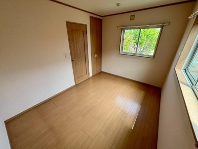 【洋室】 | 草加市青柳8丁目戸建 | 寝室として利用しやすい洋室♪