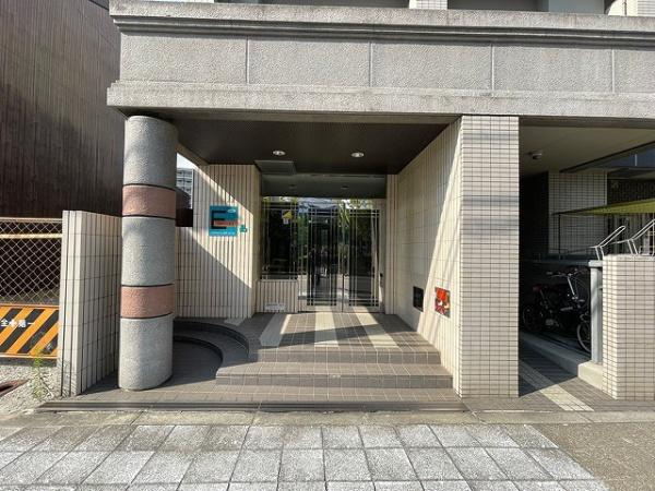 【エントランス】 | エクセレントOBPバンクス