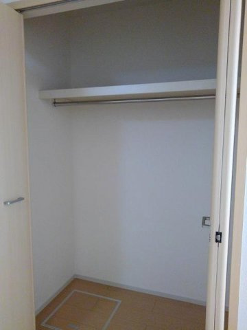 リブレ常盤台Ｃの収納|たっぷりとした収納スペースです