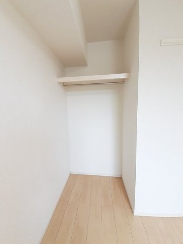 リバーサイド　オケージョンⅡの収納