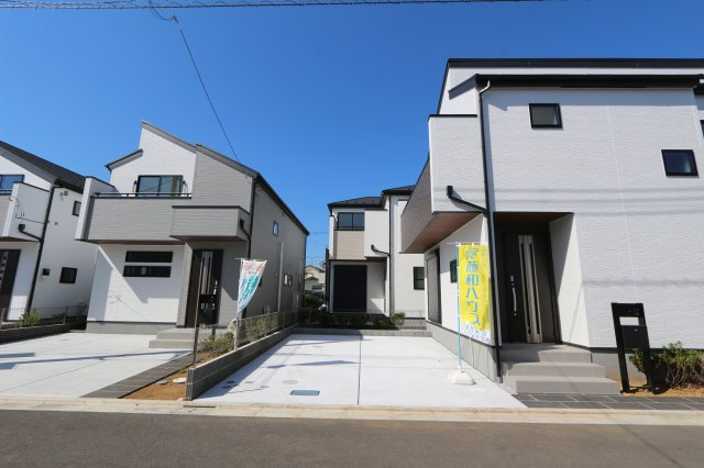 【Livele Garden.S】国分寺北町第二の外観|土地35坪超・駐車2台・長期優良の全15棟新街区！