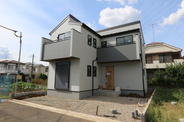 【Livele Garden.S】国分寺北町第二の外観|リビングイン階段と対面式キッチン。家族の自然なふれあいを重視したプラン♪