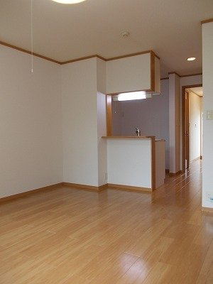 カ－サ西田のその他