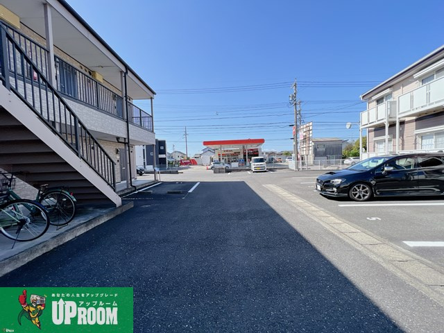 ロングリバーⅡの駐車場