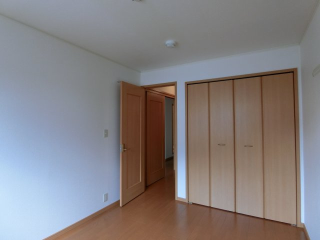 グッド　ヒルズ　２番館の洋室