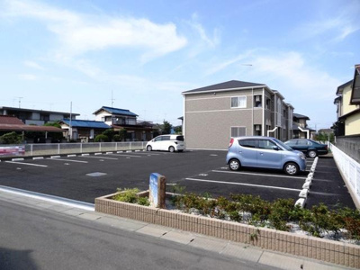 【駐車場】 | グランシャリオ