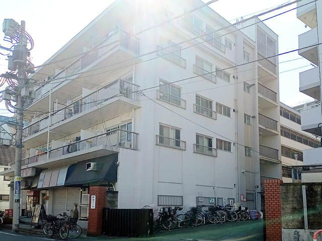 新宿コーポ２号館