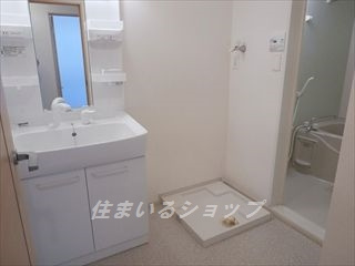 ブライト　ヴィラ　１の洗面所|シャンプードレッサー