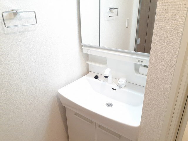 ビレッジヒル　ＸⅣの浴室|日々の疲れを癒すお風呂付です