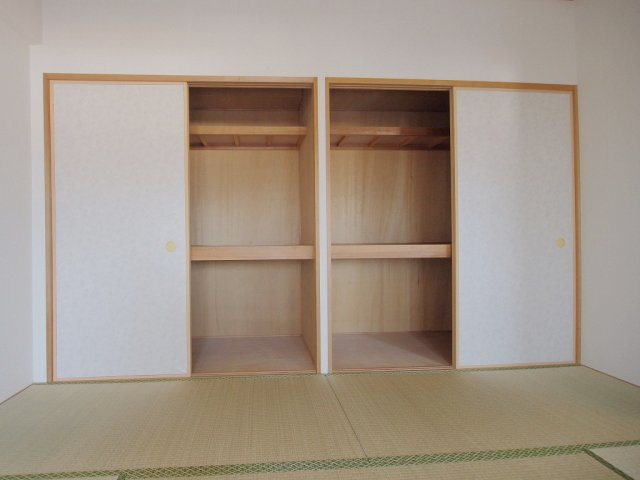 ソレアード祇園の収納