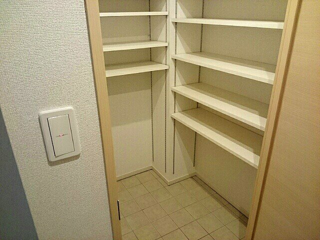 メゾン　ラフレシールの収納
