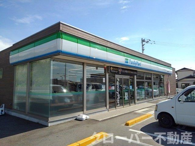 ヴィータ・フェリーチェ　Ｂの周辺|ファミリーマート三条店まで1000m