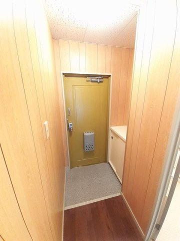 リアルエステート東原Ａの玄関|落ち着いた玄関です